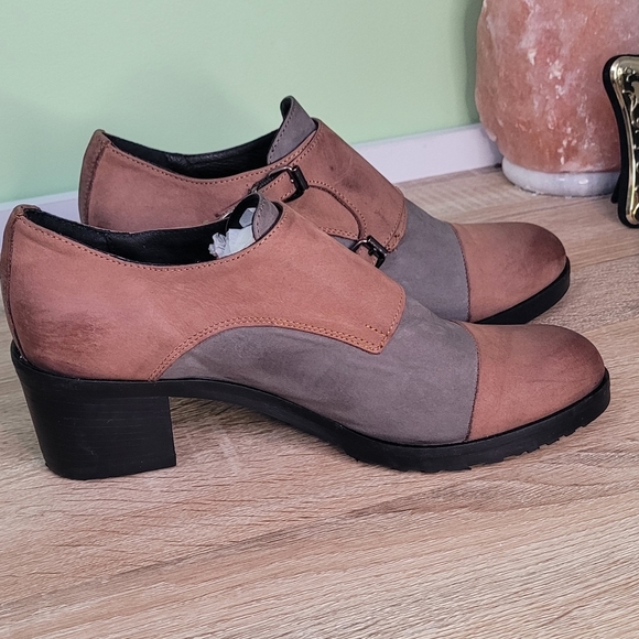 Women's Tan and Gray Leather Buckle Shoes Chunky Heel Grandpacore 39 - Picture 8 of 13